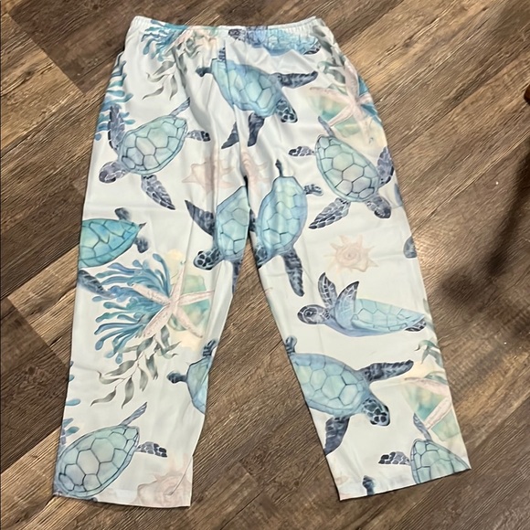 Women's Sea Turtle Print Pajama Pants - Picture 5 of 7